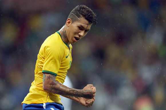 Liverpool weighing up bid for Manchester United target Roberto Firmino