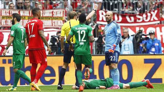 Napoli confirm Reina return from Bayern