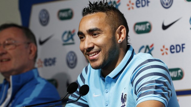 Payet completes Hammers switch
