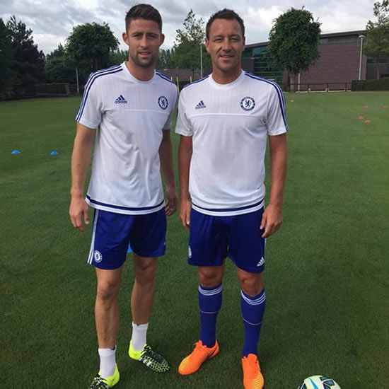 Chelsea duo delighted by Cobham training session