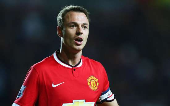 Arsenal want £10m Man United defender as Louis van Gaal closes in on defensive signing