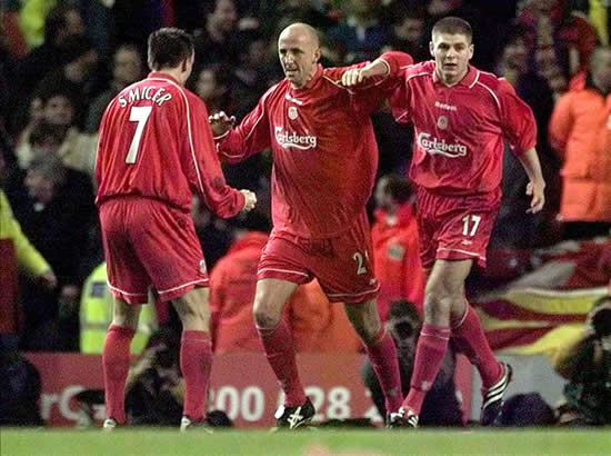 Steven Gerrard wishes Gary McAllister luck at Liverpool