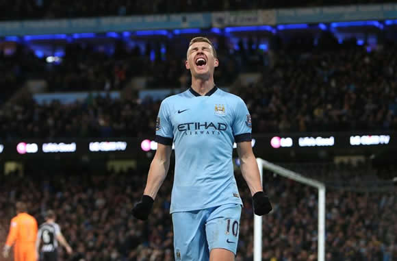 Edin Dzeko joins Roma on loan