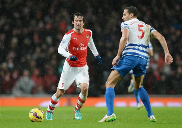 Arsenal’s Tomas Rosicky out for three months following knee surgery