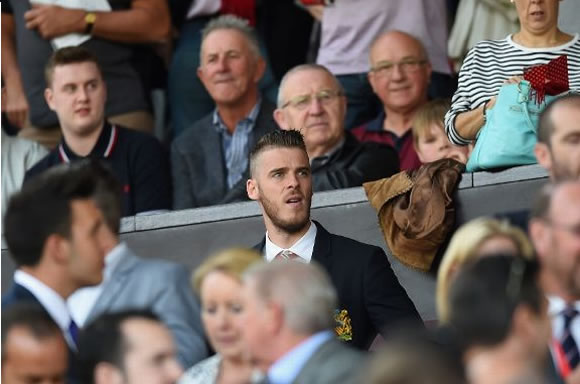 Real Madrid offer David De Gea £12m to sit out Manchester United contract