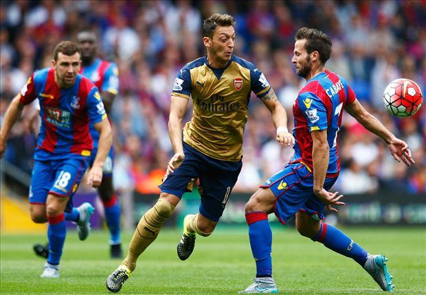 Crystal Palace 1-2 Arsenal: Delaney own goal gets Gunners up and running