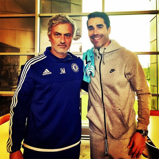 Chelsea manager Jose Mourinho snapped with Colombian striker