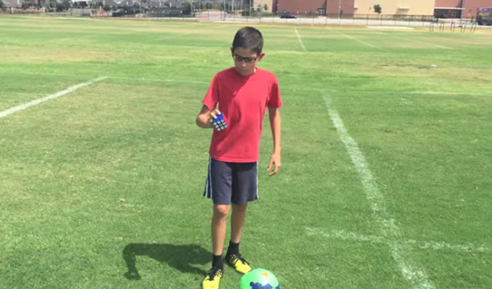 The next Lionel Messi!? Watch 11-year-old solve Rubik’s cube while doing keepy-uppys