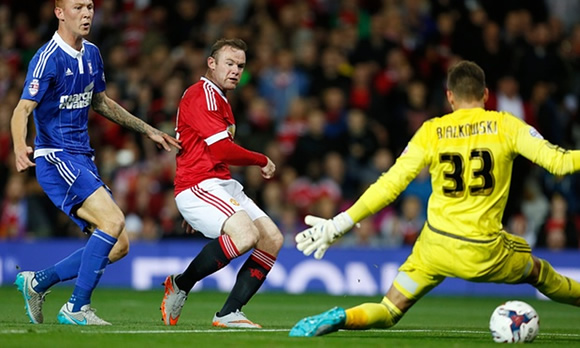 Manchester United’s Wayne Rooney ends domestic drought against Ipswich