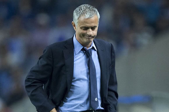 Chelsea fans urge Jose Mourinho to bring back sidelined skipper John Terry