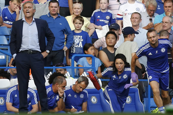 FA chairman Greg Dyke: Chelsea boss Jose Mourinho should apologise to Eva Carneiro
