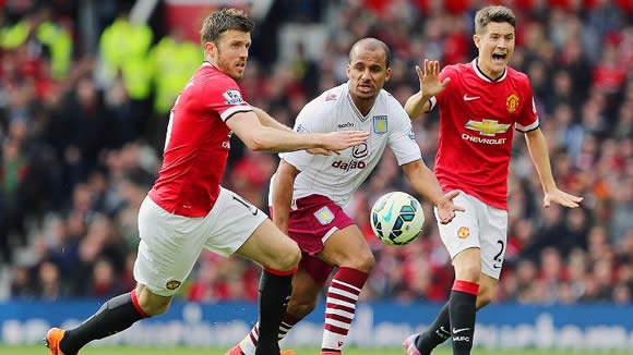 Michael Carrick fit again to play for Manchester United against Arsenal