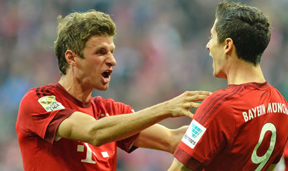 Manchester United urged to 'stop sending in offers' for Bayern Munich star