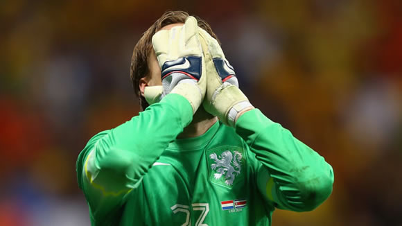 Tim Krul out for rest of season due to cruciate injury