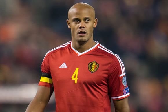 Man City boss Manuel Pellegrini goes on the offensive over Vincent Kompany row