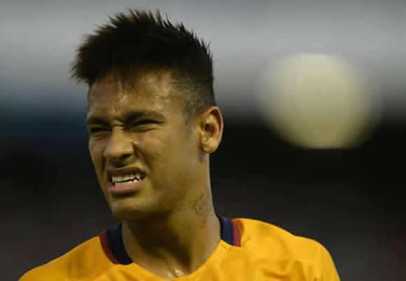 Brazil coach Dunga brings back Neymar for World Cup qualifiers