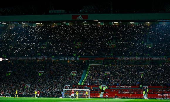 Manchester United crash out to Middlesbrough on penalties