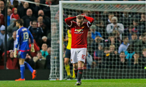 Manchester United crash out to Middlesbrough on penalties