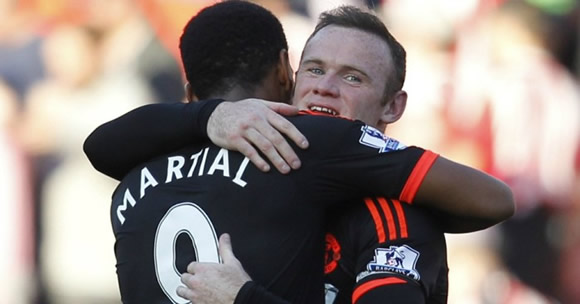 Xavi: Rooney not mobile enough for striking role