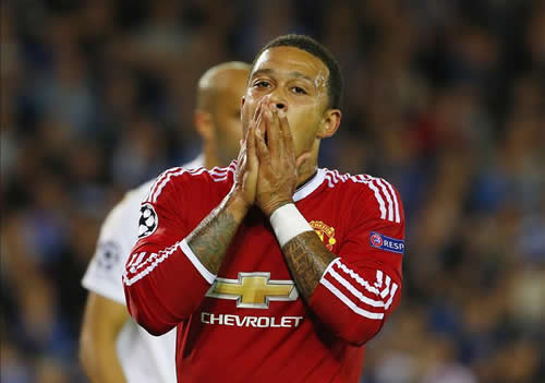 Memphis Depay misses Man Utd team bus ahead of CSKA clash