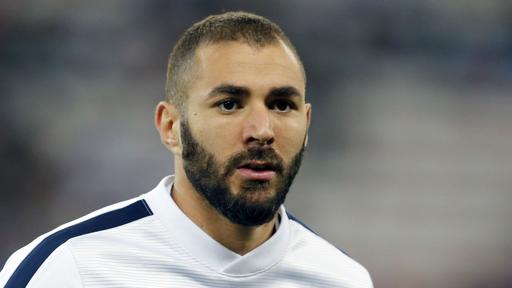 Benzema will miss Sevilla clash, confirms Benitez