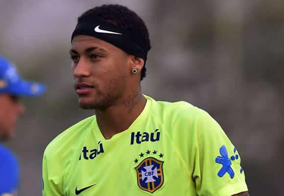 Martino: Neymar is at Messi and Ronaldo's level