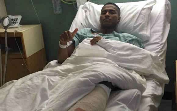 Man United star Antonio Valencia ruled out for up to five months after foot surgery