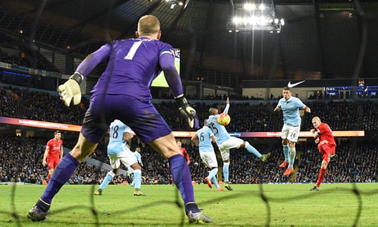 Manchester City 1 - 4 Liverpool: Liverpool hit four as City's defensive shortcomings are ruthlessly exposed