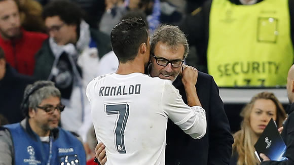 Cristiano Ronaldo adamant he will stay at Real Madrid