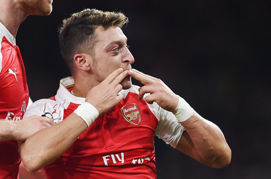 Real Madrid Transfer News: Move For Arsenal FC Playmaker Mesut Özil On The Cards