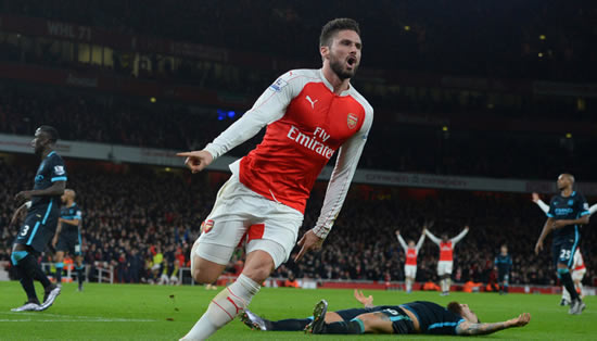 Arsenal 2 - 1 Manchester City: Theo Walcott and Olivier Giroud on target as Arsenal beat Manchester City