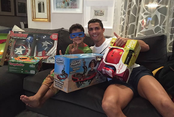 Cristiano Jr has a ball for Three Kings Day