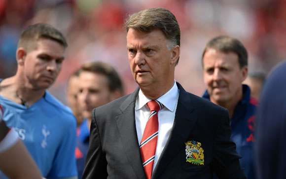 Manchester United plotting Premier League raid to sign van Gaal replacement