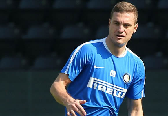 Vidic offered to Aston Villa after Inter release