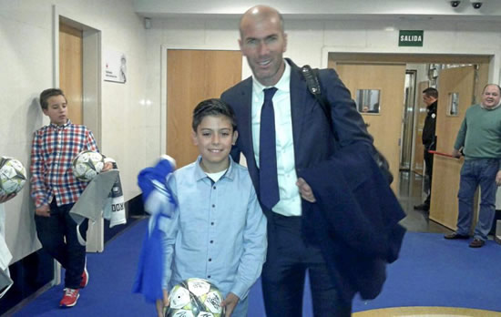 Young Zinedine meets idol Zidane