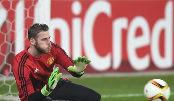 United sweating over De Gea