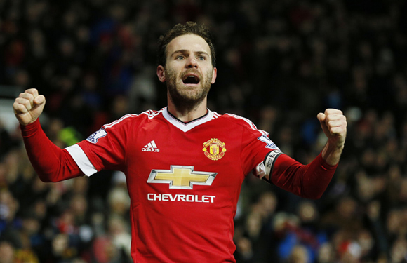 Manchester United 1 - 0 Watford: Juan Mata's free-kick boosts Manchester United's top-four hopes
