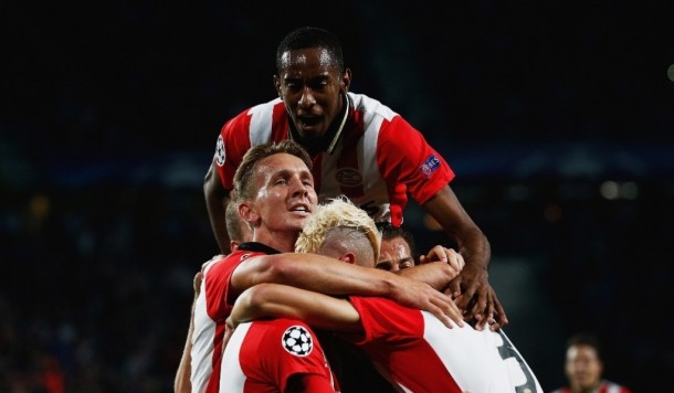 Cocu hails Pröpper as PSV maintain lead