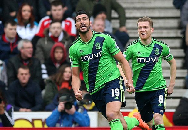 Stoke City 1-2 Southampton: Pelle brace sees Saints leapfrog Potters
