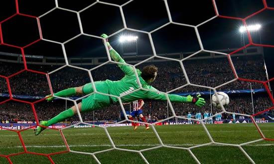 Atletico de Madrid 0 - 0 PSV Eindhoven: Atletico through to quarter-finals after penalty shoot-out win over PSV