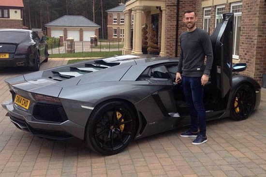 Steven Fletcher Talks About That Picture Posing Next To His Lamborghini