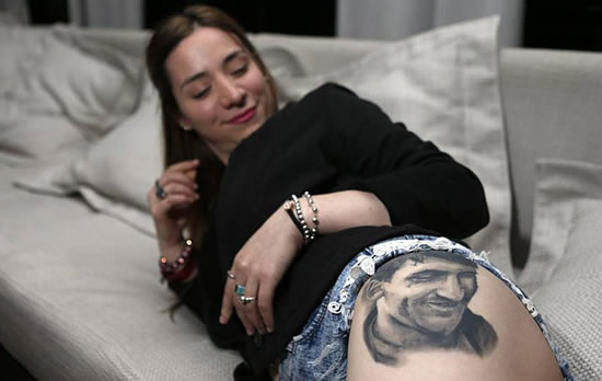 Messi's number 1 fan: Young Chilean tattooed his face on her left thigh