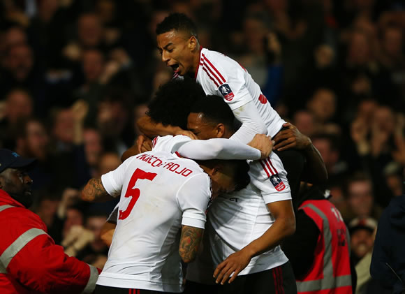 West Ham United 1 - 2 Manchester United: Marcus Rashford and Marouane Fellaini send Manchester United to Wembley