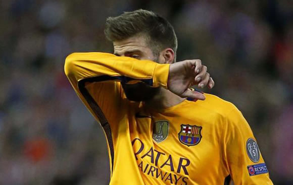 Pique fears Champions League exit will hit Barcelona's La Liga bid
