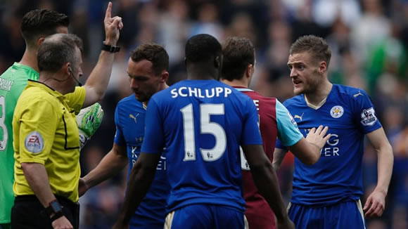 Leicester's Jamie Vardy 'never dives' - manager Claudio Ranieri