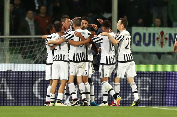 Fiorentina 1 - 2 Juventus: Juventus move to brink of fifth straight title