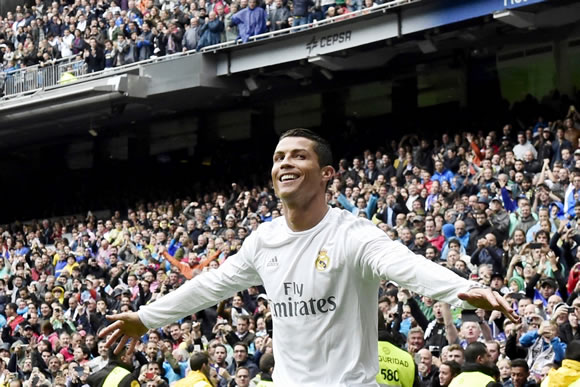 Real Madrid 3 - 2 Valencia: Cristiano Ronaldo at the double as Real Madrid down Valencia