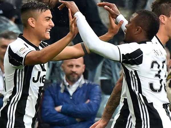 Juventus 5-0 Sampdoria: Dybala at the double for Serie A champions