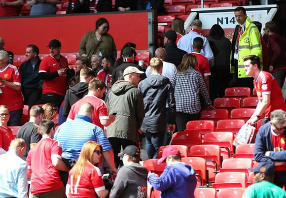 Police: Old Trafford 'bomb' was dummy device left over from training exercise