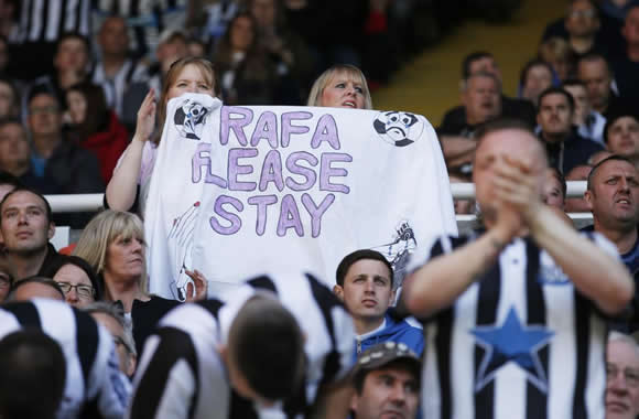 Benitez considers leading Newcastle in Championship